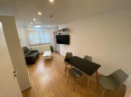 Gemütliche Wohnung ruhig gelegen 75qm，位于Ehingen的酒店