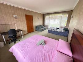 32 Room，位于Epping的酒店