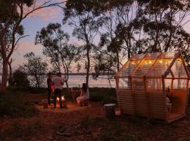 Numie - Freycinet Peninsula - Glamping - Heated - Waterfront