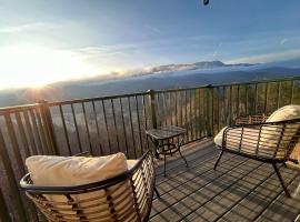 Vista Ridge Retreat，位于加特林堡的公寓