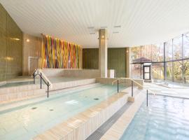 Ooedo Onsen Monogatari Premium Yamanaka Grand Hotel，位于加贺的酒店