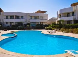 Eco Hostel -City Center-Criss Resort- naama bay