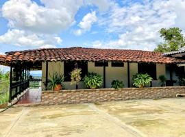 Finca de Recreo Bonanza a 15 minutos de Caicedonia，位于Caicedonia的酒店