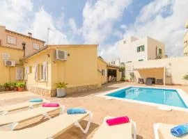Holiday home in Playa na Ferradura beach