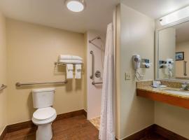 Comfort Inn & Suites Milford，位于米尔福德的酒店
