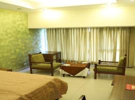 Gauriyya Tourist Resort，位于Bahādurgarh的酒店