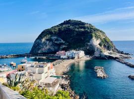 Casa Maadry，位于伊斯基亚的酒店