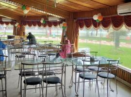 Green Balley Resort On Beach，位于曼达莫尼的酒店