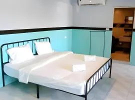 Mitr Inn - Phuket Old Town