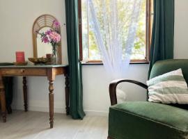 La Vigne et le Chardon，位于Barrais-Bussolles的酒店