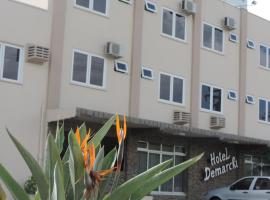 Hotel Demarchi，位于南河镇的酒店