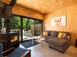 Les Refuges du Massif de Charlevoix，位于圣弗朗索瓦小河的自助式住宿