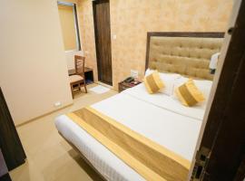 Hotel Skylink Hospitality Mahalaxmi，位于孟买的酒店