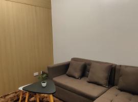 MaGIC STAYCATION TREES RESIDENCES NEAR SM FAIRVIEW，位于马尼拉的酒店