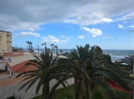 Torrox beach house，位于托罗克斯科斯塔的酒店