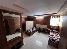 FRIENDS Girl Hostel