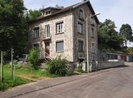 La Bourboule - Étoile des neiges - Appartement refait à neuf - 2 chambres wifi - randonnée la Roche des Fées