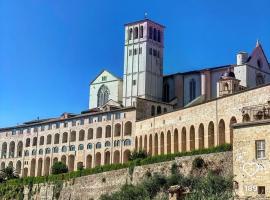 Hi Ostello Della Pace Assisi，位于阿西西的酒店