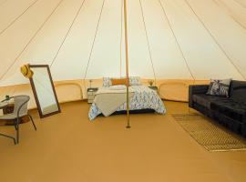 safari tent
