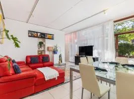 Classic 2 Bedroom Guest Suite with Garden Oasis located near a Lake