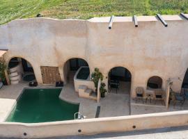 Anaktos Cave Houses，位于Santorini的酒店