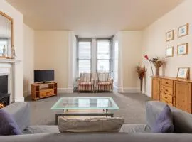 Abbey Terrace - Free Parking