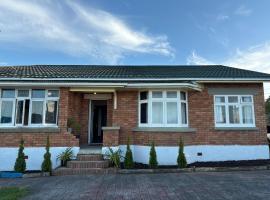Cheap Guesthouse in New Lynn，位于奥克兰的民宿
