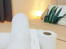 AR06 Cozy Studio Condo w free Pool
