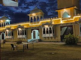 Anjali Palace Resort，位于Garbor的酒店
