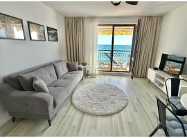 Apartment Alegria complex Carpe Diem Balchik，位于巴尔奇克的高尔夫酒店
