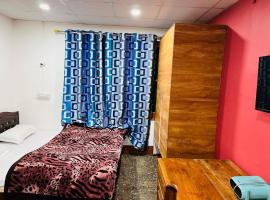 Mawra Home Stay，位于斯利那加的酒店