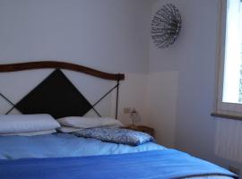 Villino Emilia，位于Magazzini的酒店