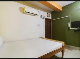 Hotel Nilay And Manjula Banquet，位于Kahalgaon的酒店