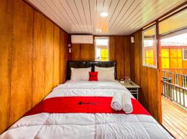 RedDoorz near Stasiun Kertosono Nganjuk，位于Lengkong的酒店