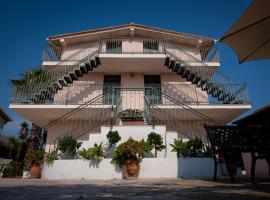 La Casa Del Mito，位于莫迪卡海滨的酒店