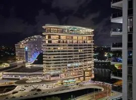 Broadbeach Business or Leisure