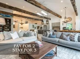 Beautiful Provincial Home Red Hill