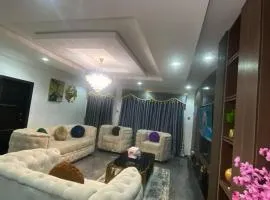 Luxury 2 Bedroom Apartment