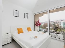 Campus Lugano {30 wonderful Smart Suites} in the university area，位于卢加诺的酒店