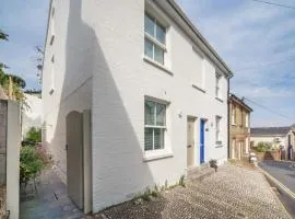 Pebble Cottage