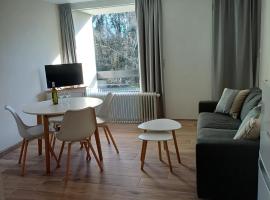 Sunny and bright apartment Kelmis La Calamine Neu Moresnet，位于La Calamine的酒店