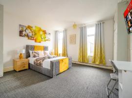 -RC15CFA- For Relaxed and Cosy stay with Free Parking，位于利兹的酒店