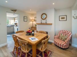 Lily Cottage，位于Gurnard的酒店