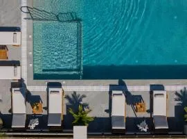 Villa Llaha Gabrijela - Luxurious Private Escape with Pool in Nature - By Villa Mana Gers