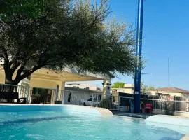 Hotel Quinta San Carlos Inn