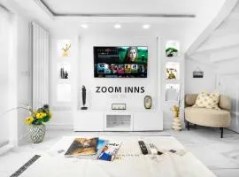 Spacious, Chic Townhouse with Parking & Garden