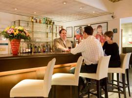 Hotel Mermoz Paris Le Bourget，位于拉库尔讷夫的酒店