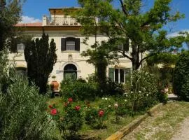 Colonna Country Home