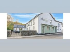 The Bedlinog Inn，位于Bedlinog的酒店