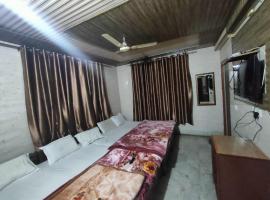 Hotel Subhadra Guest House，位于马图拉的酒店